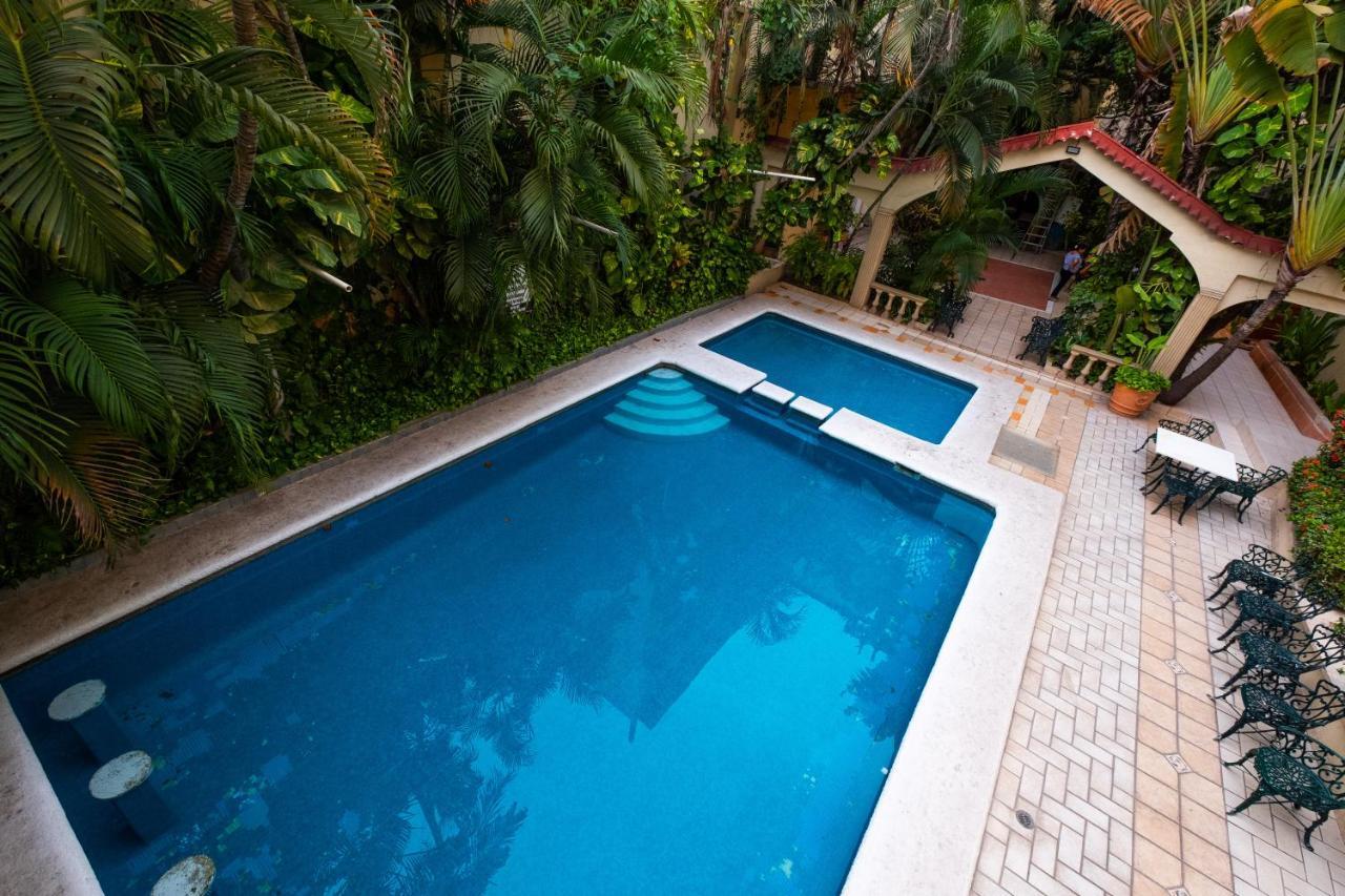 Hotel Sol Del Pacifico Lázaro Cárdenas エクステリア 写真